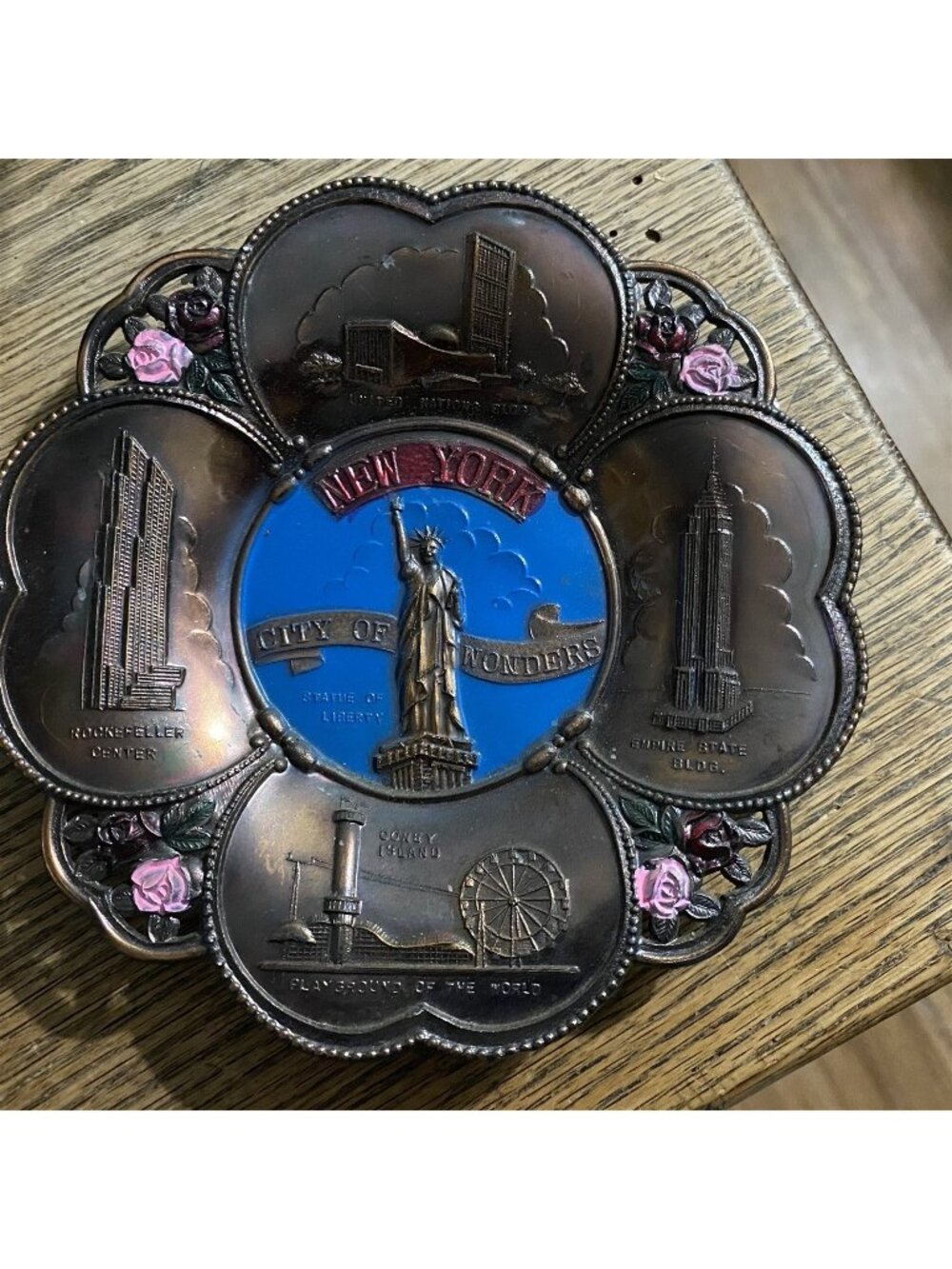Vintage Plaque Tray NEW YORK CITY OF WONDERS STATUE OF LIBERTY Souvenir Japan